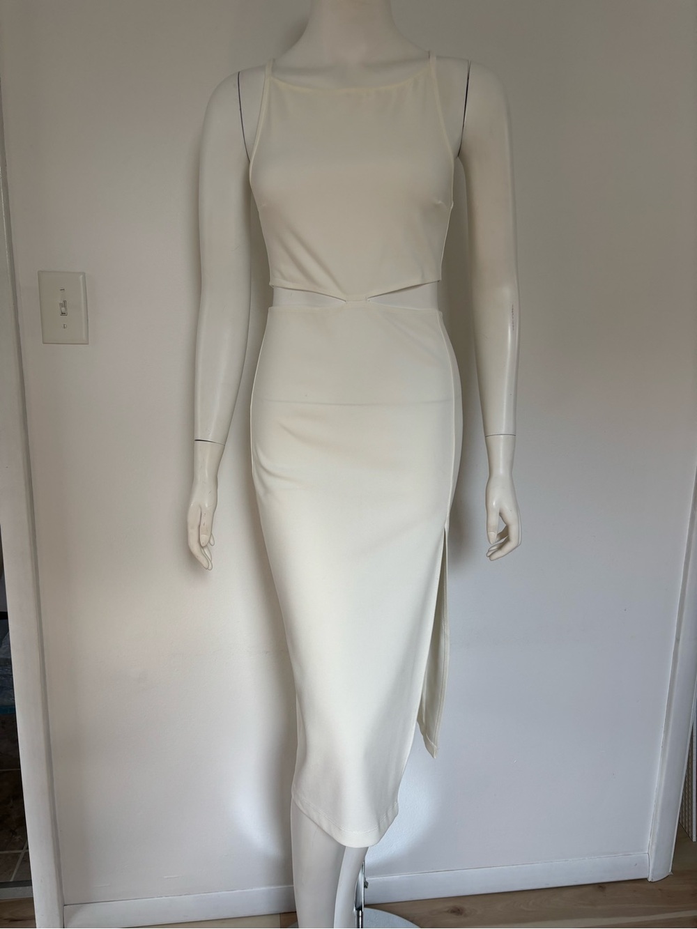Abercrombie & Fitch Cream Cutout Midi Dress